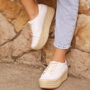 Tenis para mujer en cuero blanco y plataforma en yute - Compra ahora tenis para mujer en nuestra tienda online. Envíos gratis en Colombia - DFV Leather Shoes and Bags