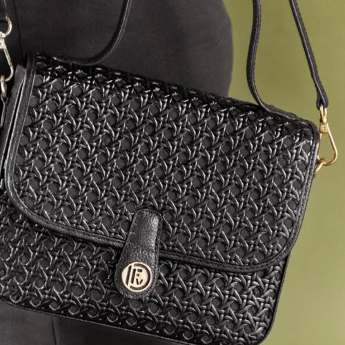 Bolso de Hombro / Manos Libres en Cuero - Ref. B-1605 Negro